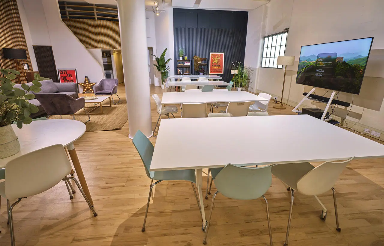 Canalside Studios in Angel